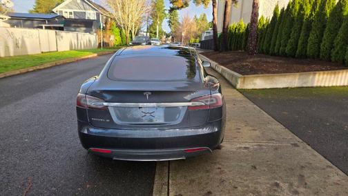 2014 Tesla Model S Performance