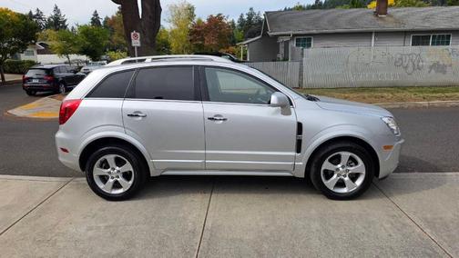 Gray 2014 Chevrolet Captiva Sport LT