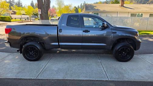 2013 Toyota Tundra Grade
