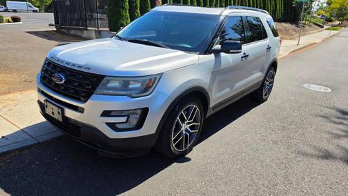 Gray 2016 Ford Explorer Sport