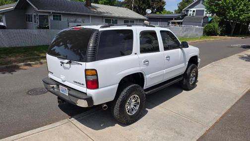 White 2005 Chevrolet Tahoe LT