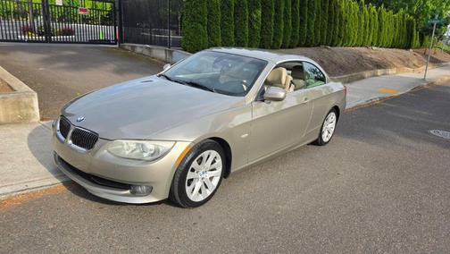 Tan 2011 BMW 328 i