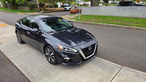 Gray 2020 Nissan Altima 2.5 SL