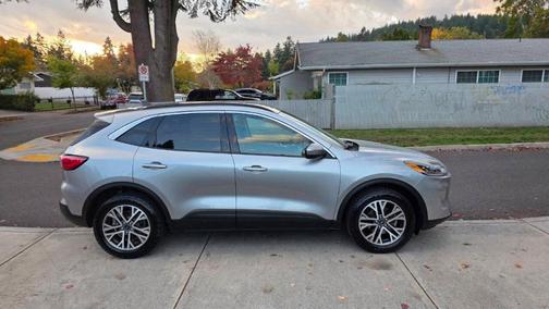 2021 Ford Escape SEL