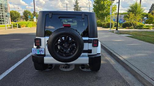 Gray 2008 Jeep Wrangler Unlimited Sahara
