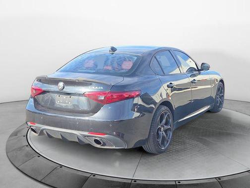 2017 Alfa Romeo Giulia Ti