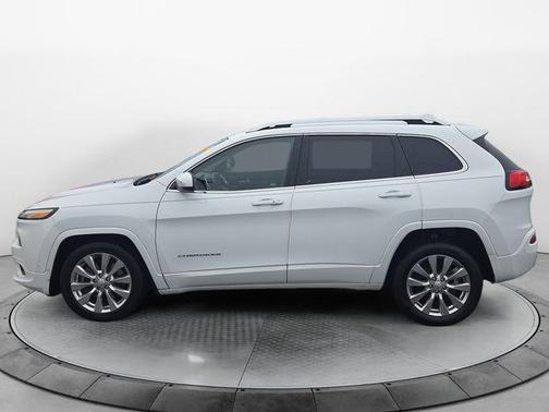 2018 Jeep Cherokee Overland