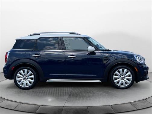 2018 MINI Countryman Cooper