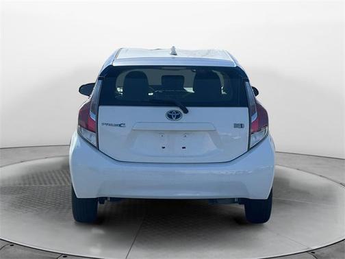 2016 Toyota Prius c Two