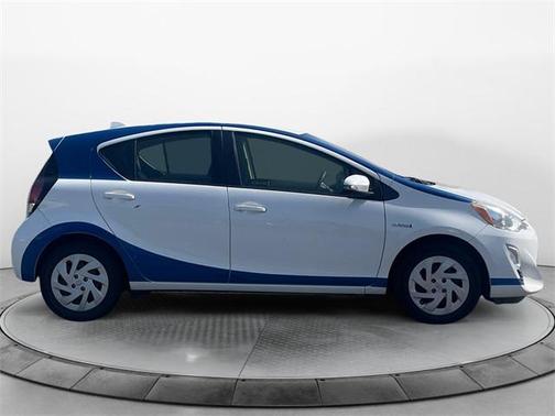 2016 Toyota Prius c Two