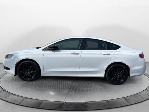 2017 Chrysler 200 LX