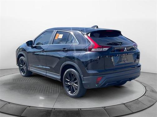 2023 Mitsubishi Eclipse Cross LE