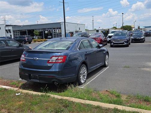 2018 Ford Taurus Limited
