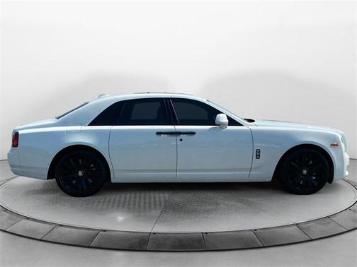 2018 Rolls-Royce Ghost Base