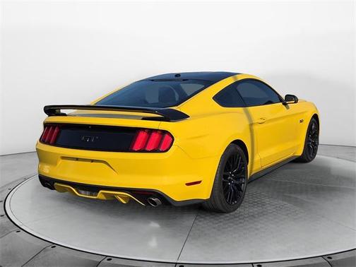 2017 Ford Mustang GT Premium