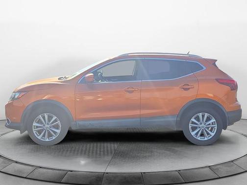 2017 Nissan Rogue Sport SV