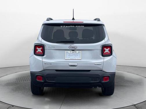 Glacier Metallic Clearcoat 2019 Jeep Renegade Latitude