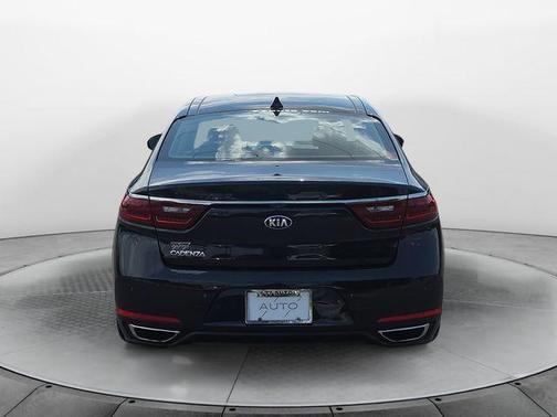 Gravity Blue 2017 Kia Cadenza Premium