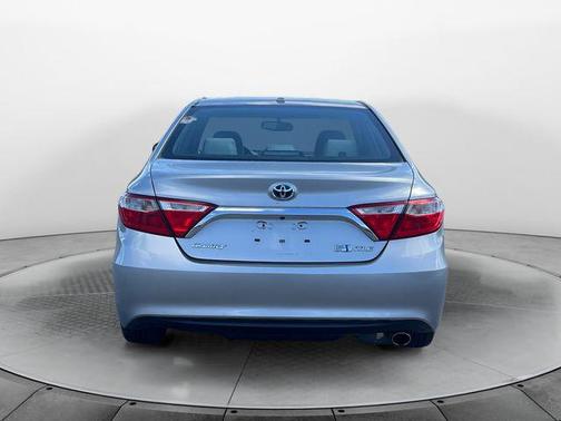 2015 Toyota Camry Hybrid XLE