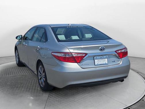 Celestial Silver Metallic 2015 Toyota Camry Hybrid XLE