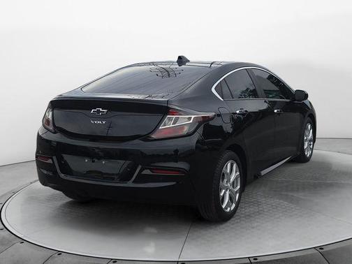 Mosaic Black Metallic 2018 Chevrolet Volt Premier