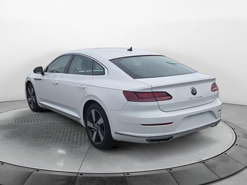Pure White 2021 Volkswagen Arteon 2.0T SE