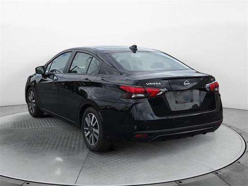2023 Nissan Versa 1.6 SV