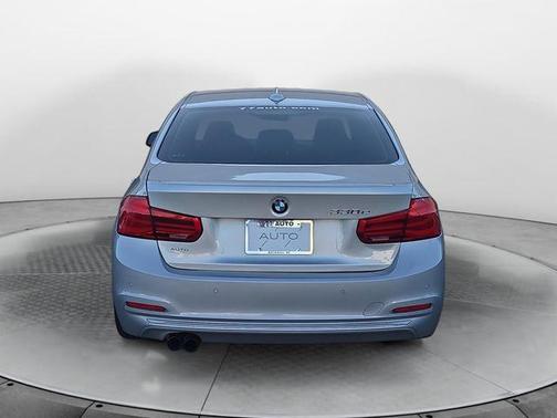 2017 BMW 330e iPerformance