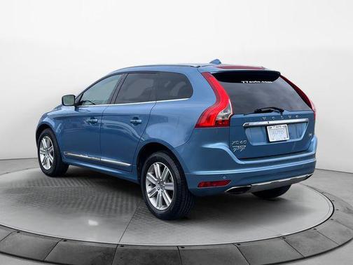 2016 Volvo XC60 T6 Drive-E Platinum