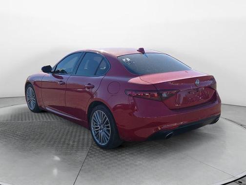 2018 Alfa Romeo Giulia Ti Lusso