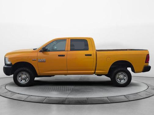 2018 RAM 2500 Tradesman Crew Cab 4x4 6'4' Box