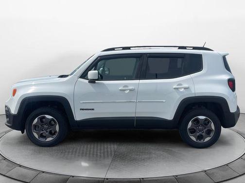 Alpine White 2016 Jeep Renegade Latitude