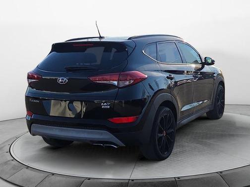 2017 Hyundai TUCSON Night