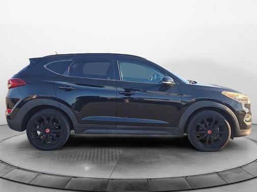 2017 Hyundai TUCSON Night
