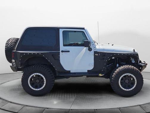 Bright White Clearcoat 2017 Jeep Wrangler Rubicon