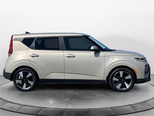 2020 Kia Soul EX