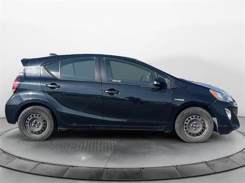 2016 Toyota Prius c Two