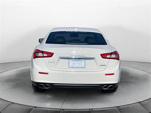 2015 Maserati Ghibli Base
