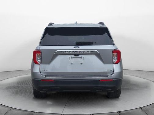 Silver Metallic 2020 Ford Explorer XLT