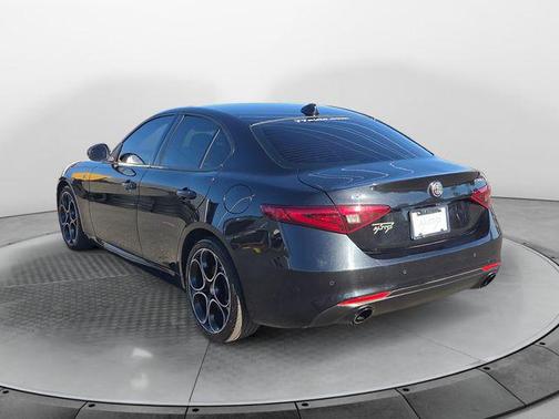 2022 Alfa Romeo Giulia Ti