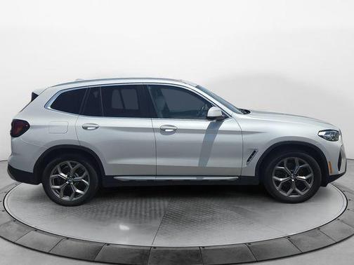 White Metallic 2022 BMW X3 xDrive30i