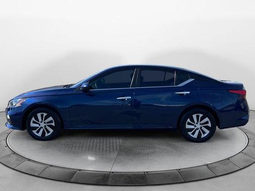 2022 Nissan Altima S FWD