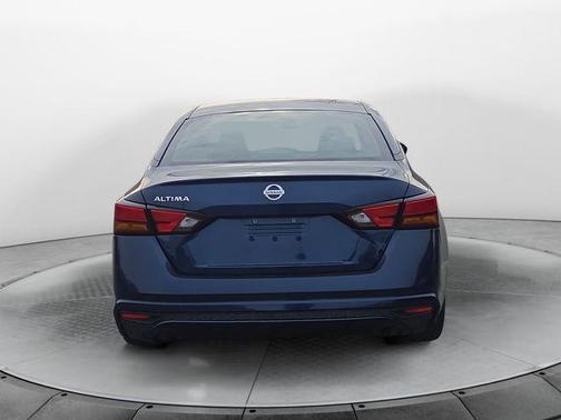 2022 Nissan Altima S FWD