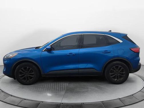 Blue Metallic 2021 Ford Escape SE