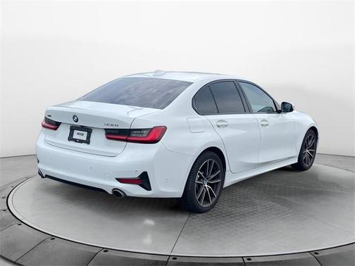 2019 BMW 330 xDrive