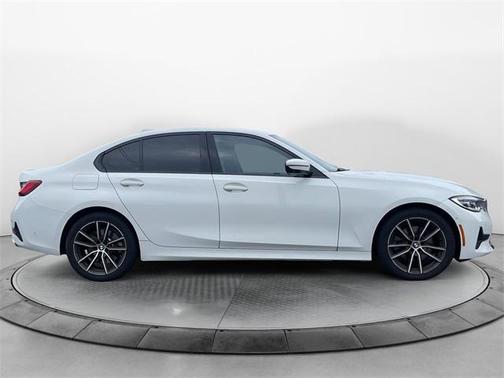 2019 BMW 330 xDrive