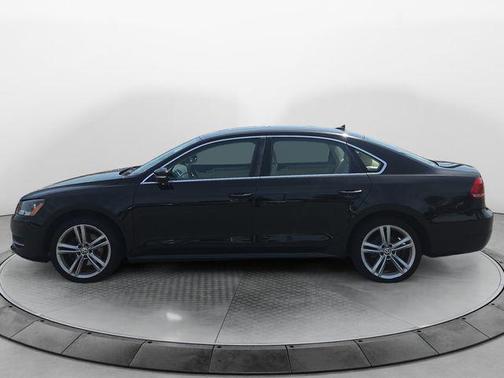 Black 2014 Volkswagen Passat 2.0L TDI DSG SE w/Sunroof