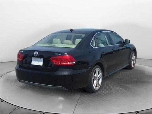 Black 2014 Volkswagen Passat 2.0L TDI DSG SE w/Sunroof