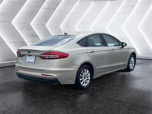 2019 Ford Fusion S