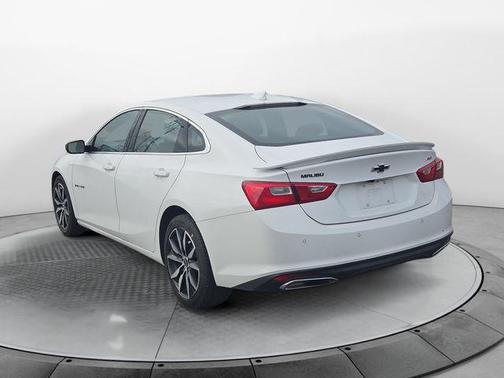 Summit White 2024 Chevrolet Malibu FWD RS